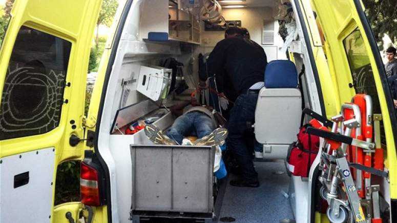 63χρονος παρέσυρε με το αυτοκίνητό του στο λιμάνι της Πρέβεζας εναν 65χρονο!