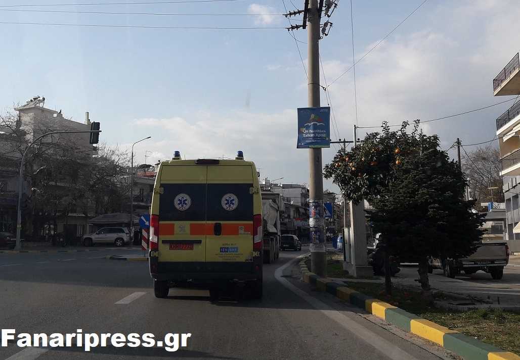 Τραγικό δυστύχημα στην Άρτα. Οδηγός φορτηγού σκότωσε 39χρονο και τραυμάτισε σοβαρά μία 51χρονη.