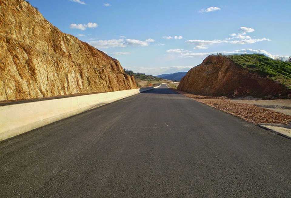 Το ποσό των 150 εκατομμυρίων ευρώ για την ολοκλήρωση του έργου της Αμβρακίας Οδού δέσμευσε ο Υπουργός Υποδομών Χρήστος Σπίρτζης