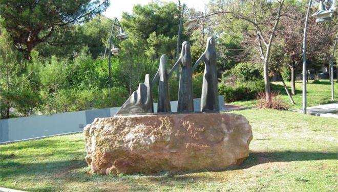 To μεγαλείο του Ζαλόγγου «καθηλώνει» τους κατοίκους της πρωτεύουσας