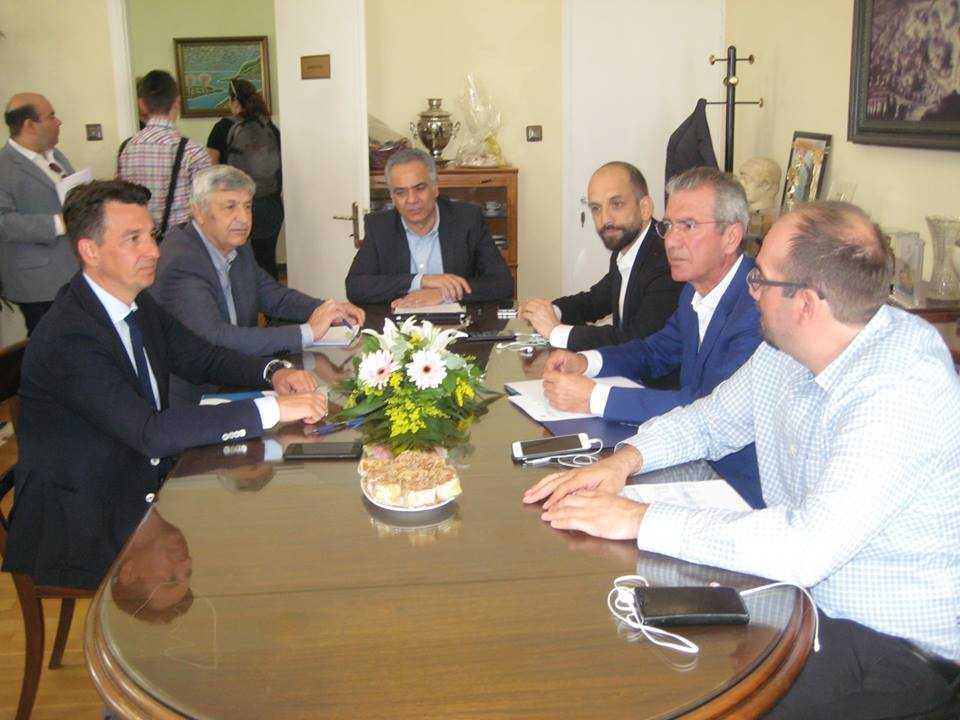 Τα προβλήματα του νομού και ο “Κλεισθένης” στο επίκεντρο της συνάντησης των αιρετών της Πρέβεζας με τον Υπουργό Εσωτερικών Παναγιώτη Σκουρλέτη