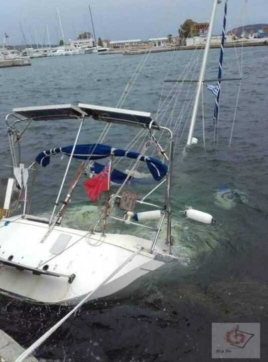 Δεν διαπιστώθηκε ρύπανση από το ιστιοφόρο που βυθίστηκε στο Λιμάνι Πρέβεζας