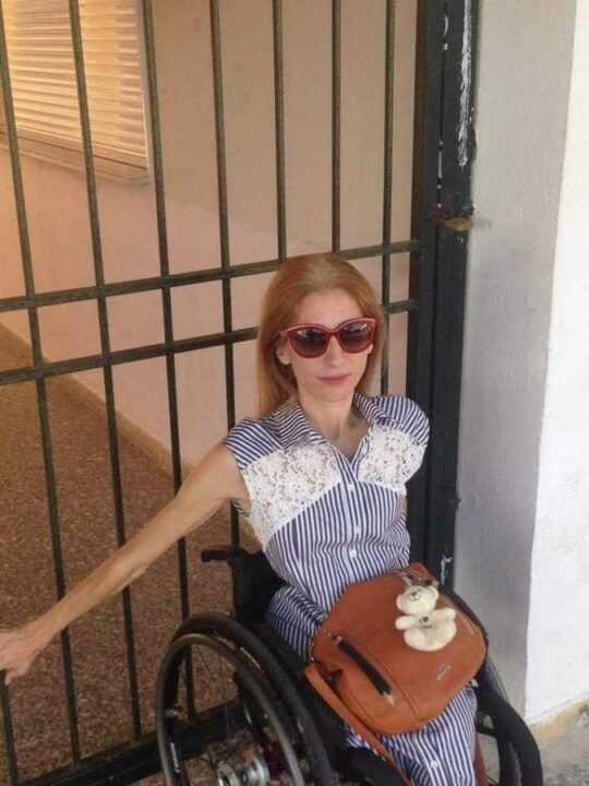 Απίστευτο: Κλείδωσαν μαθήτρια με κινητικές δυσκολίες έξω από το σχολείο στην Ηγουμενίτσα