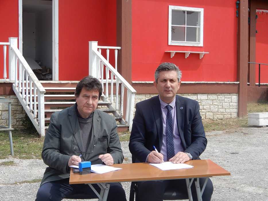 Υπεγράφη η σύμβαση και ξεκινά η μελέτη για την αξιοποίηση του ΞΕΝΙΑ Άρτας