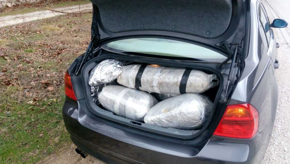 Ιωάννινα: 48χρονος στο αυτοκίνητο κουβαλούσε 77 κιλά κάνναβη!