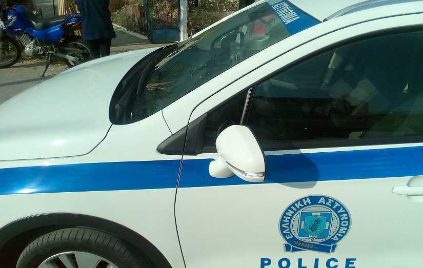 20χρονος γύφτος στην Ελεούσα Άρτας «Βούτηξε» από 65χρονο 400 ευρώ.