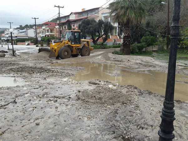 Πολλά τα προβλήματα στο Δήμο Πρέβεζας από τα έντονα καιρικά φαινόμενα των τελευταίων ημερών- Επίσκεψη του Δημάρχου στη Δ.Ε Ζαλόγγου