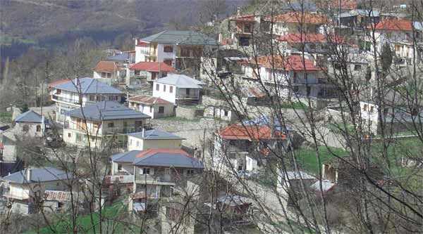 Η ΗΠΕΙΡΩΤΙΚΗ ΥΠΑΙΘΡΟΣ… ΑΡΓΟΠΕΘΑΙΝΕΙ! –  Το 40% του πληθυσμού της απειλείται από τη φτώχεια…