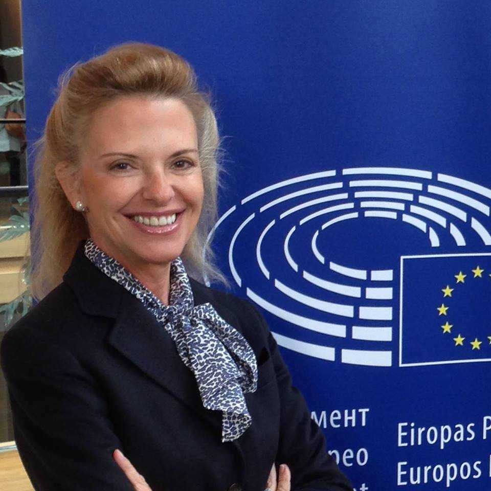 Στο Καναλάκι το Σάββατο η Ευρωβουλευτής της Ν.Δ. Ελίζα Βόζεμπεργκ σε εκδήλωση της Δημ.Τ.Ο. ΝΔ Πάργας!