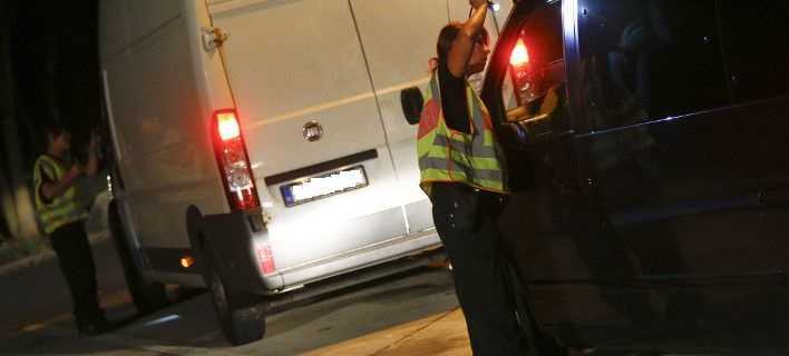 58χρονος στα Ιωάννινα μετέφερε με Ι.Χ. Φορτηγό αυτοκίνητο παράνομο μετανάστη!!