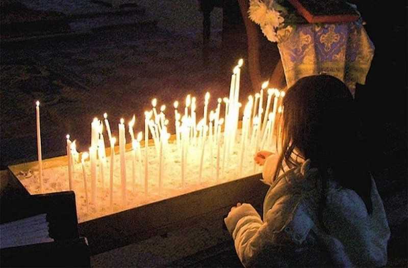 Χαμός σε εκκλησία στα Γιάννενα: Ιερέας εξομολόγησε μια νεαρή μητέρα! Δεν φαντάζεστε όμως τι ακολούθησε