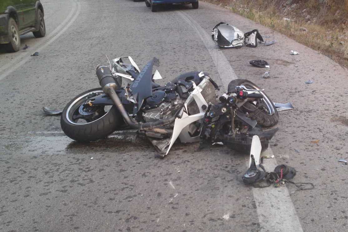 Τροχαίο ατύχημα με μηχανή στην Γέφυρα Καλογήρου – Ο οδηγός της μηχανής νοσηλεύεται σοβαρά στο Νοσοκομείο της Άρτας.