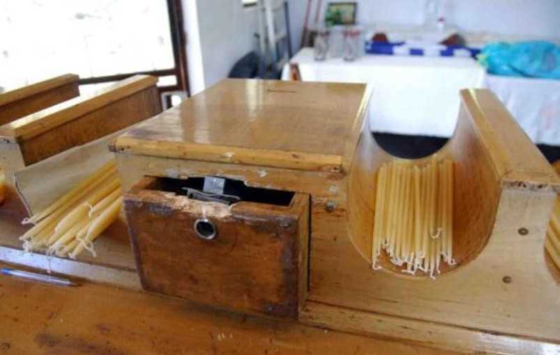 Δύο ανήλικοι επιχειρούσαν να παραβιάσουν παγκάρι από εκκλησάκι στους Φιλιάτες Θεσπρωτίας