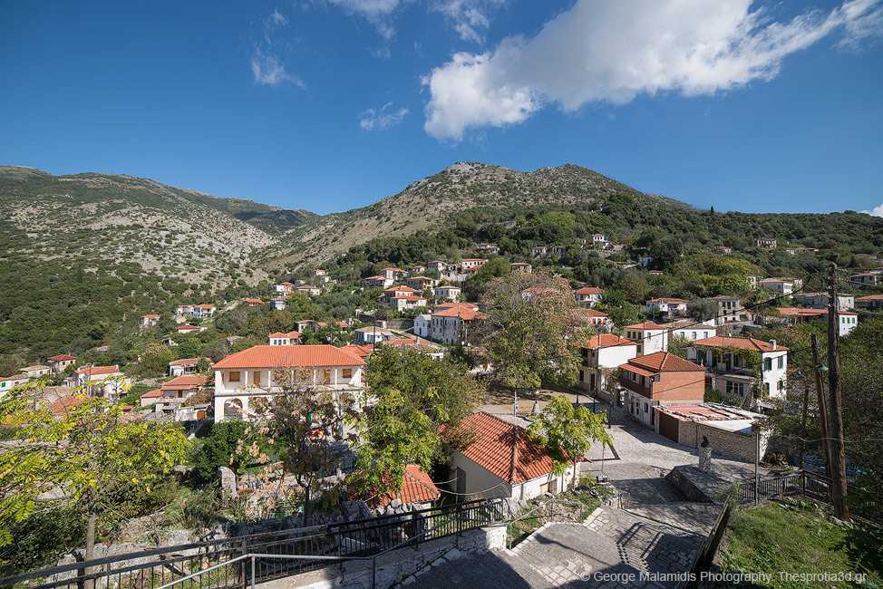 Χωριό στη Θεσπρωτία έχει 14 εκκλησίες!