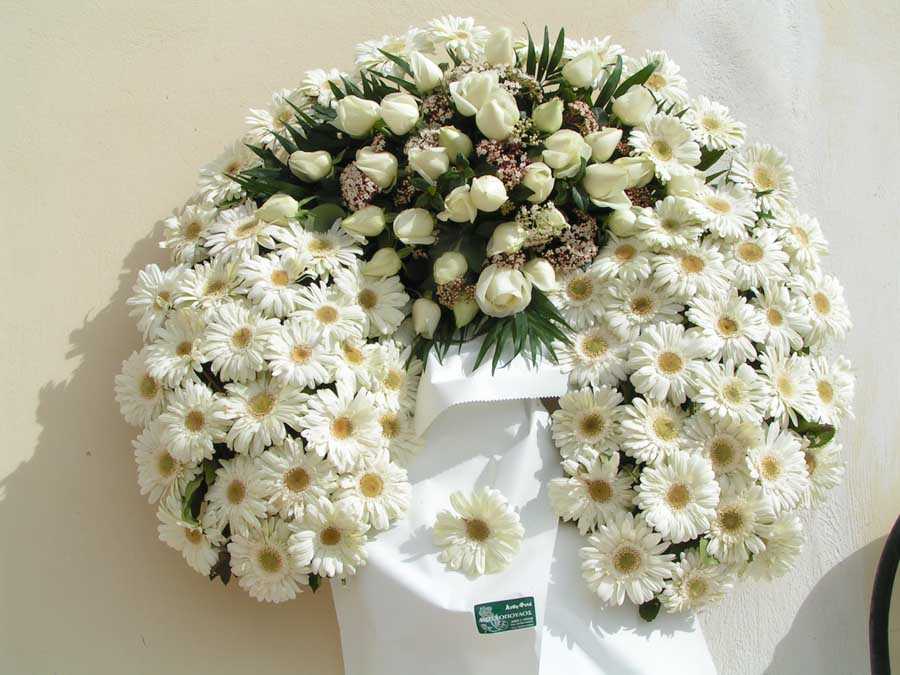 Η Άρτα τελευταία κατοικία για τον 39χρονο αστυνομικό Ηλία Καλαϊτζή που έχασε την ζωή του στην Κόνιτσα