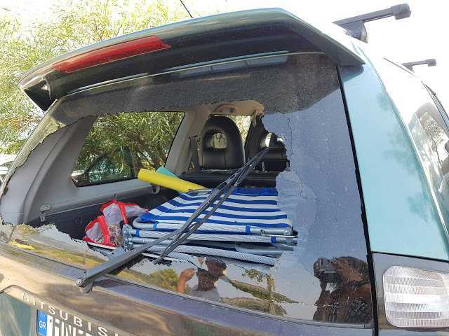 Ηγουμενίτσα: Έσπασαν και έκλεψαν 3 αυτοκίνητα στην παραλία του Δρεπάνου