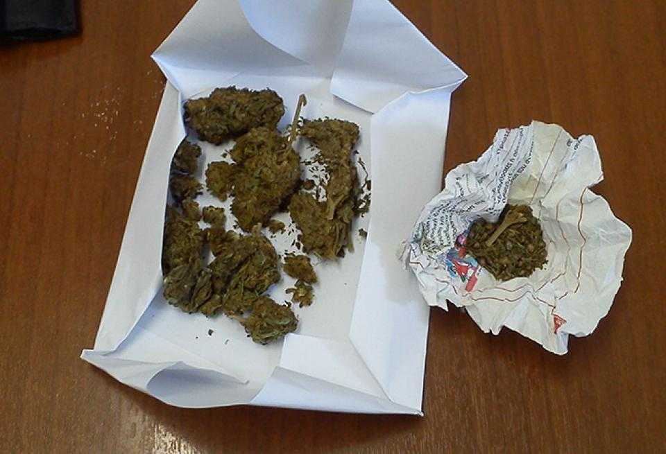 37χρονος συνελήφθη στην Φιλιππιάδα με μικροποσότητα κάνναβης