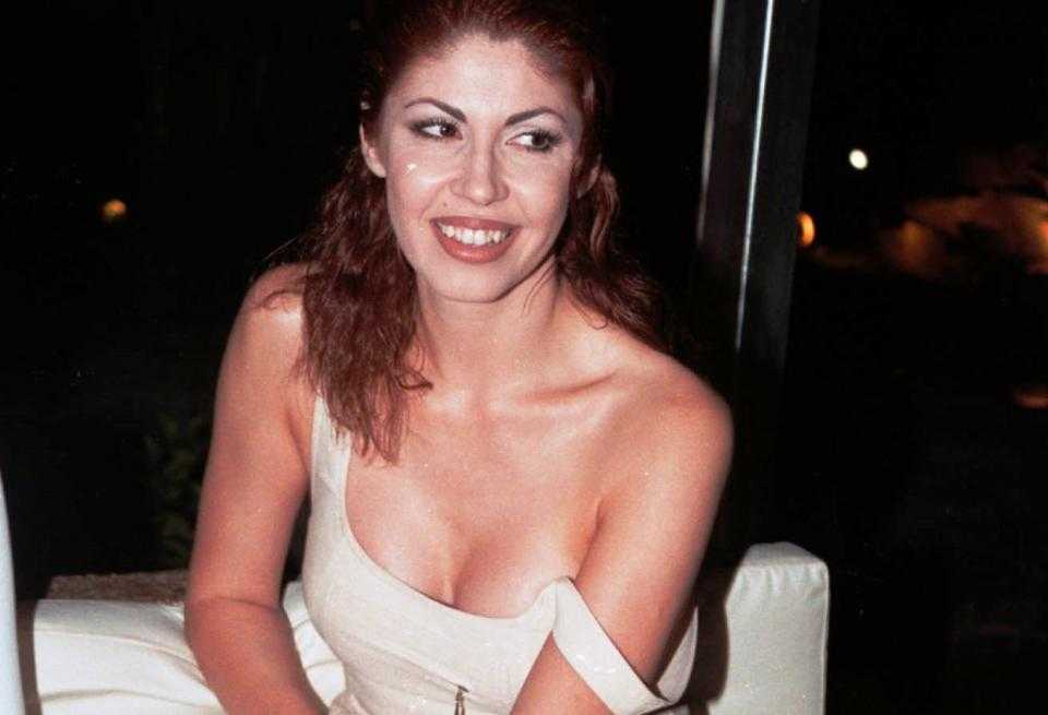 Από το Γαρδίκι Θεσπρωτίας κατάγεται η γνωστή πρώην τραγουδίστρια Χριστίνα Φαρμάκη