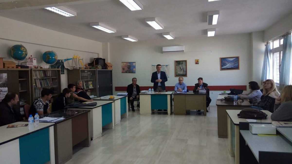 Ολοκληρώθηκαν οι επισκέψεις της Δημοτικής Αρχής σε όλα τα Γυμνάσια και Λύκεια της Άρτας!!