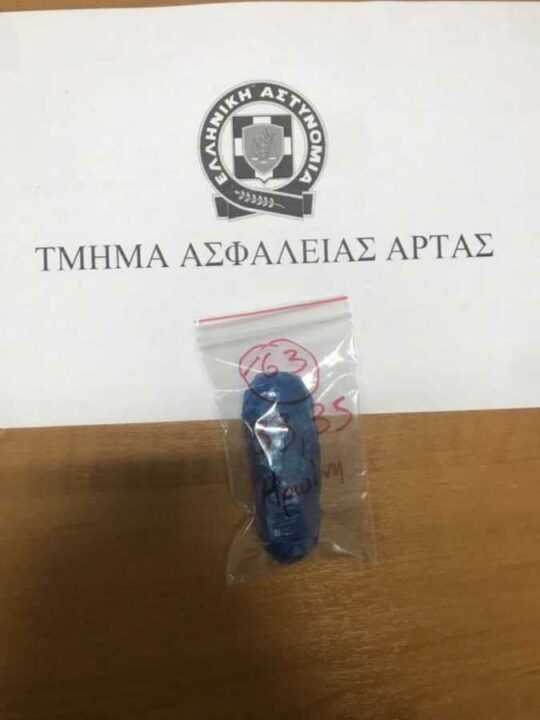 Συνελήφθη ένας 46χρονος και ένας 44χρονος στην Άρτα, για διακίνηση ηρωίνης!!