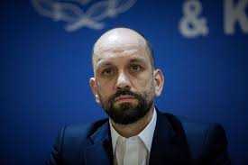 Κώστας Μπάρκας: Ο Κ. Μητσοτάκης υπόσχεται δωδεκάωρο και απολύσεις, ελαστικές σχέσεις εργασίας και επτά ημέρες δουλειάς