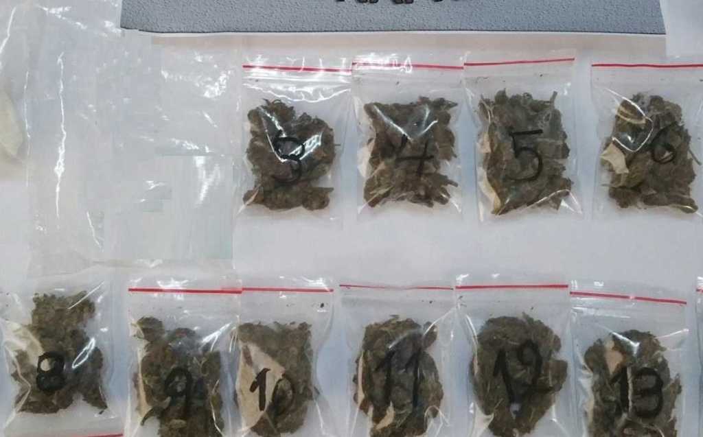 Χειροπέδες σε 29χρονος αλλοδαπός στην Πρέβεζα, για διακίνηση ναρκωτικών ουσιών