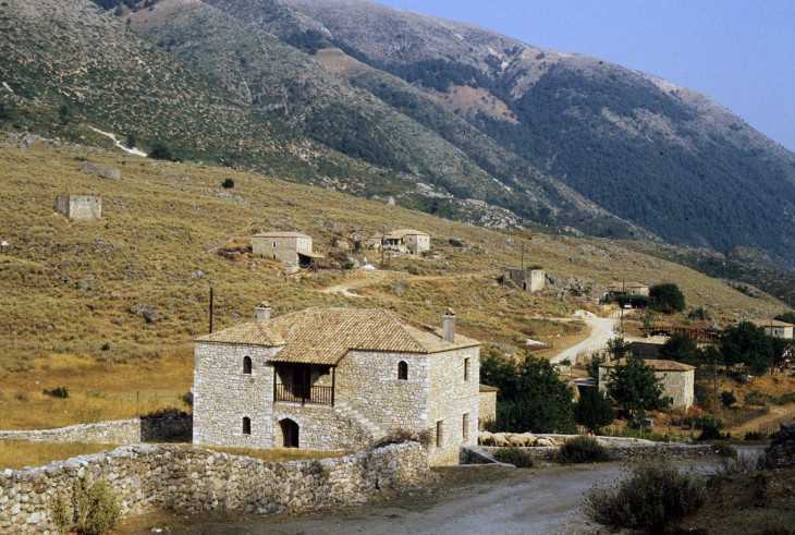 Ξαναβάφτισαν χωριό στο Σούλι μετά από μισό αιώνα