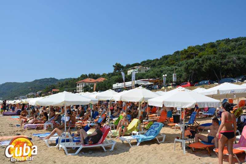 Aσφυκτικά γεμάτες οι παράλιες της Ηπείρου!