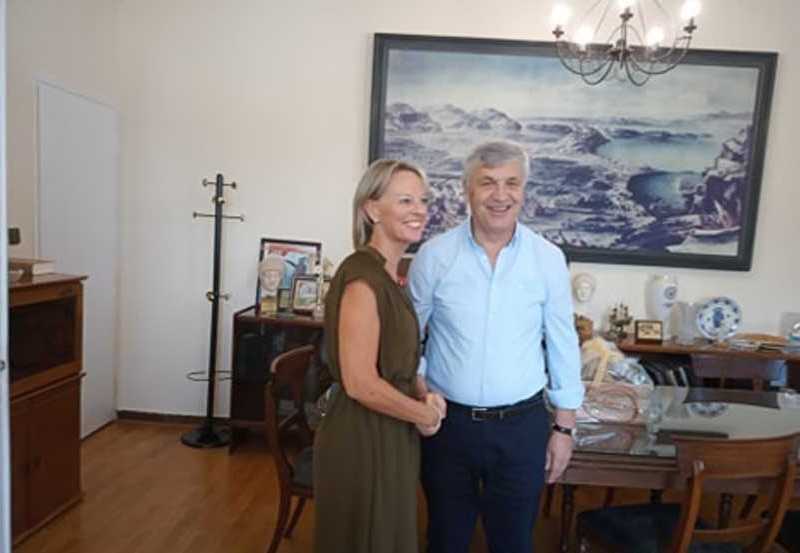 Επίσκεψη στην Πρέβεζα πραγματοποίησε η Πρέσβειρα της Σουηδίας στην Ελλάδα και είχε συνάντηση με τον Δήμαρχο Χρήστο Μπαΐλη