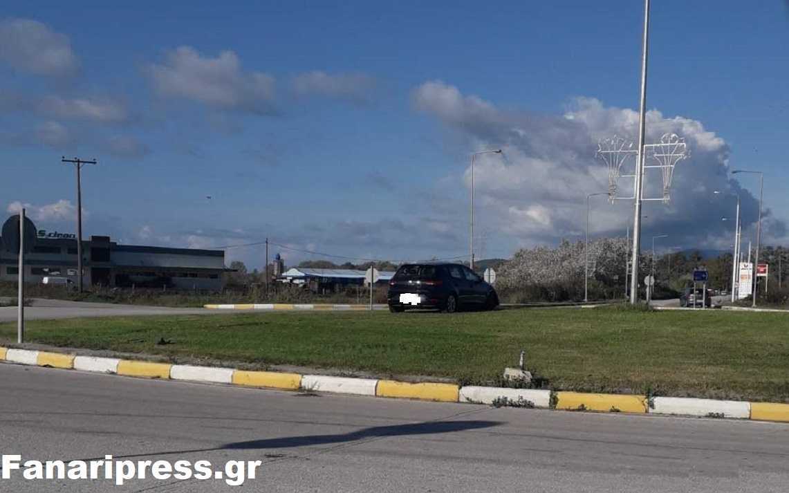 «Πάγωσαν» όλοι στο Καναλάκι: Mεθυσμένος οδηγός ανέβηκε στον κυκλικό κόμβο