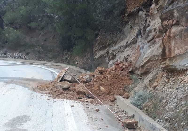 Έντονη βροχόπτωση και πάλι στη Θεσπρωτία με πλημμύρες και κατολισθήσεις – Διακοπή ρεύματος στα χωριά του Σουλίου