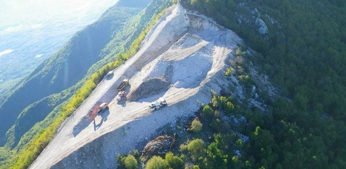 Στήνεται αιολικό πάρκο στα Γιάννενα – Από τα μεγαλύτερα πεδία ανανεώσιμης ενέργειας στην Ελλάδα με δυνατότητα παραγωγής 90 MW ετησίως