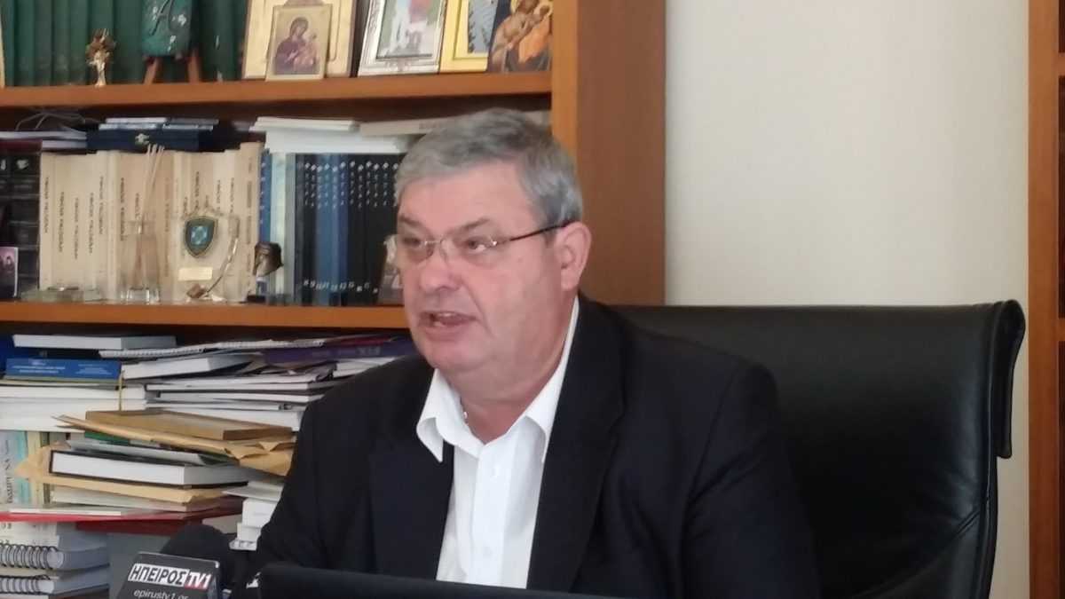 Δείτε τη λέει ο Καχριμάνης και φρίξτε… «Η Περιφέρεια δεν εμπλέκεται στη διαχείριση του προσφυγικού! Αρμόδιοι για τις Δομές Φιλοξενίας οι Δήμοι και ενδιαφερόμενοι ιδιώτες»