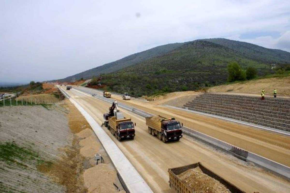 Εξελίξεις για τους οδικούς άξονες Άκτιο-Αμβρακία και σύνδεση Πρέβεζας με Ιόνια Οδό εξαγγέλλει ο Υπουργός Μεταφορών Κώστας Καραμανλής