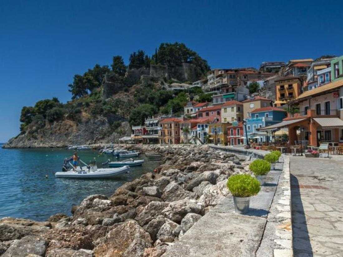 Σαρωτικές διαστάσεις λαμβάνουν οι ακυρώσεις κρατήσεων στα ξενοδοχεία της Πάργας και της Πρέβεζας λόγω κορονοϊού.