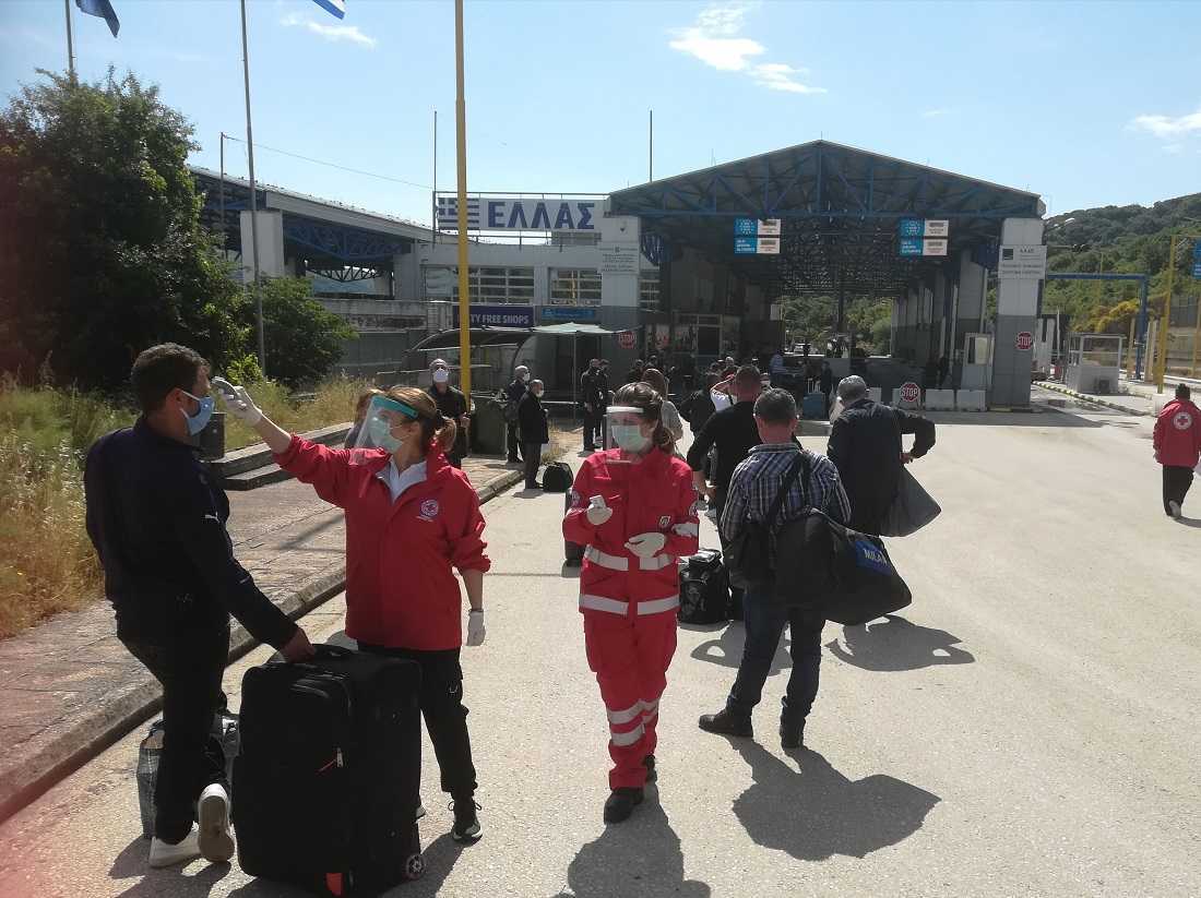 Άρχισε να μπαίνει τάξη στην Κακαβιά – Ξεκίνησαν οι θερμομετρήσεις όσων εισέρχονται στη χώρα από τη γειτονική Αλβανία.