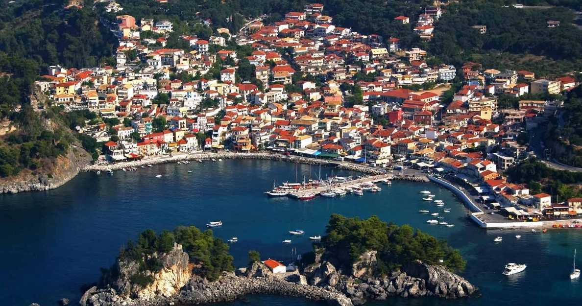 Κατακόρυφη πτώση τιμών στα ξενοδοχεία της Πάργας – Παρακαλάνε οι Παργινοί να κλείσουν τα δωμάτια τους με 20 ευρώ!