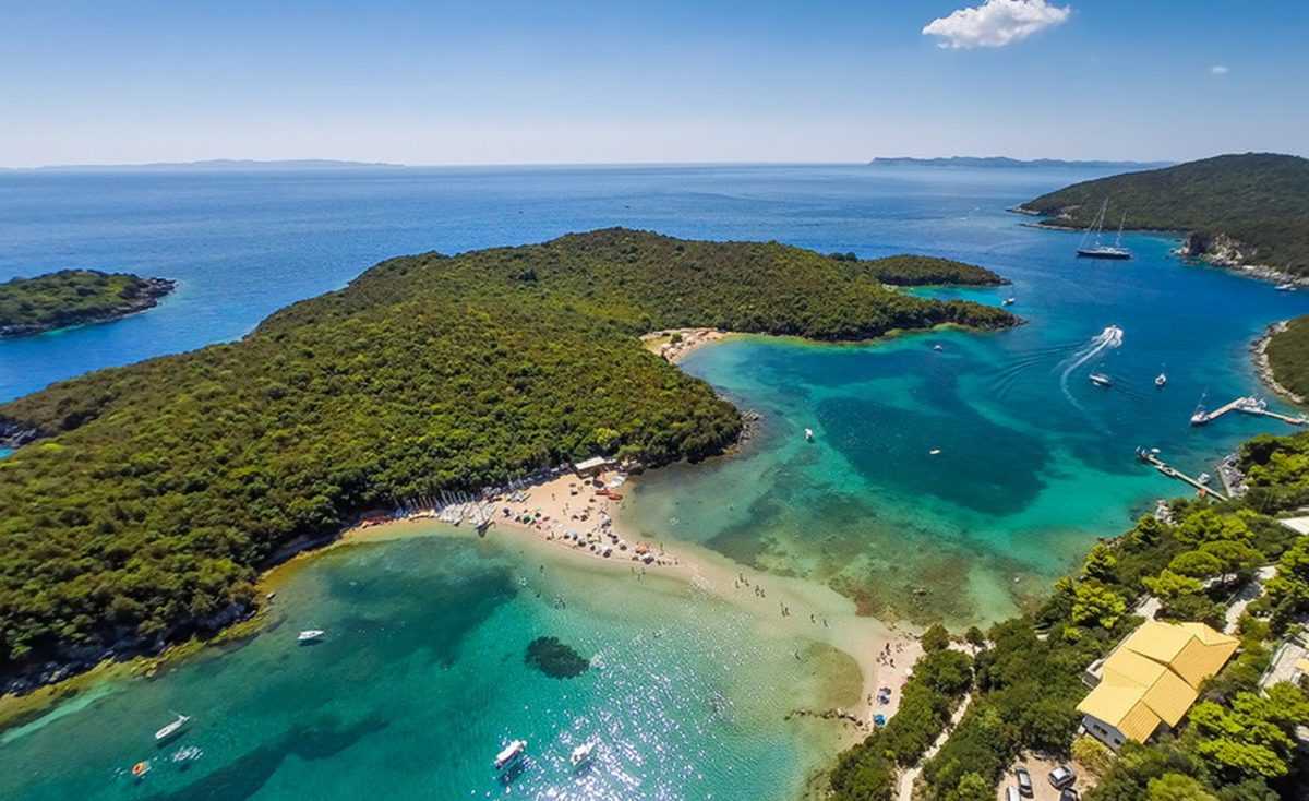 “Ψυχρό” καλοκαίρι για τον τουρισμό στη Θεσπρωτία, προβλέπουν τουριστικοί επιχειρηματίες