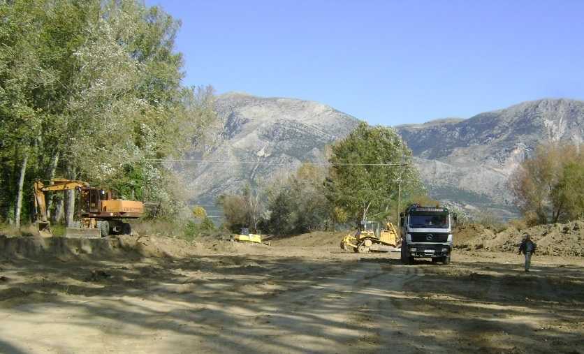 Ξεκινά ο καθαρισμό και η ενίσχυση αναχωμάτων στον Αχέροντα