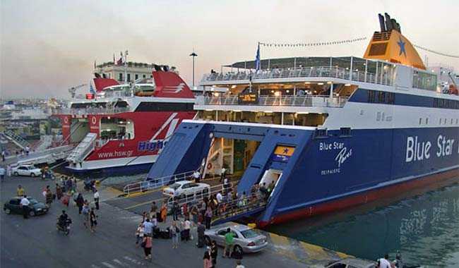 Ηγουμενίτσα: Οδηγός ΚΤΕΛ παράτησε τους μισούς επιβάτες στο λιμάνι και.. έφυγε με πλοίο