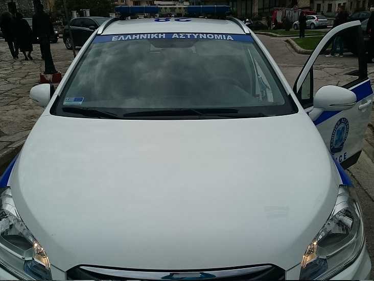 Άρτα: Ρομά μπούκαρε σε Σούπερ-Μαρκετ και έκλεψε προϊόντα