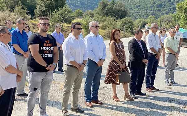 Τιμήθηκαν στην Παραμυθιά τα 12 άτομα που δολοφονήθηκαν εν ψυχρώ από τους Ναζί