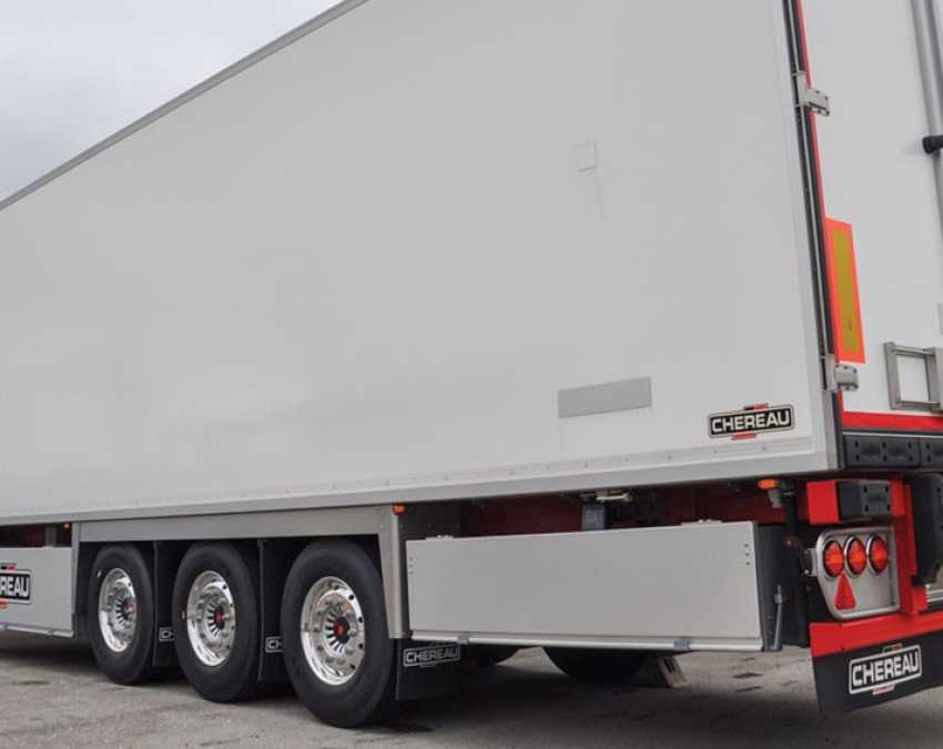 Ηγουμενίτσα: 3 νεαροί μετανάστες “πάγωσαν” μέσα σε φορτηγό ψυγείο για να πάνε Ιταλία!