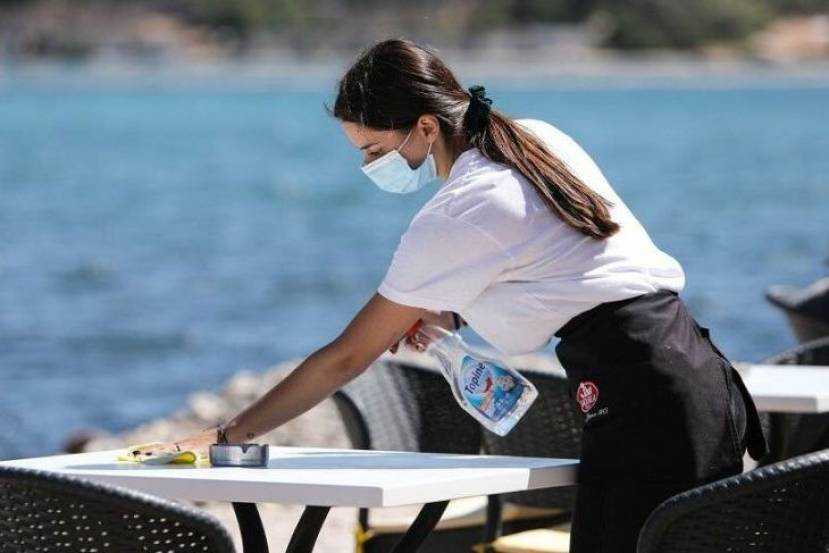 Δραματική μείωση τζίρου σε καταλύματα και εστίαση της Ηπειρου