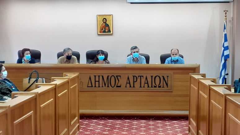 Άρτα: Ευρεία σύσκεψη με πρωτοβουλία του Δημάρχου και της Διευθύντριας Δευτεροβάθμιας Εκπαίδευσης, για το θέμα των καταλήψεων σε σχολεία της πόλης