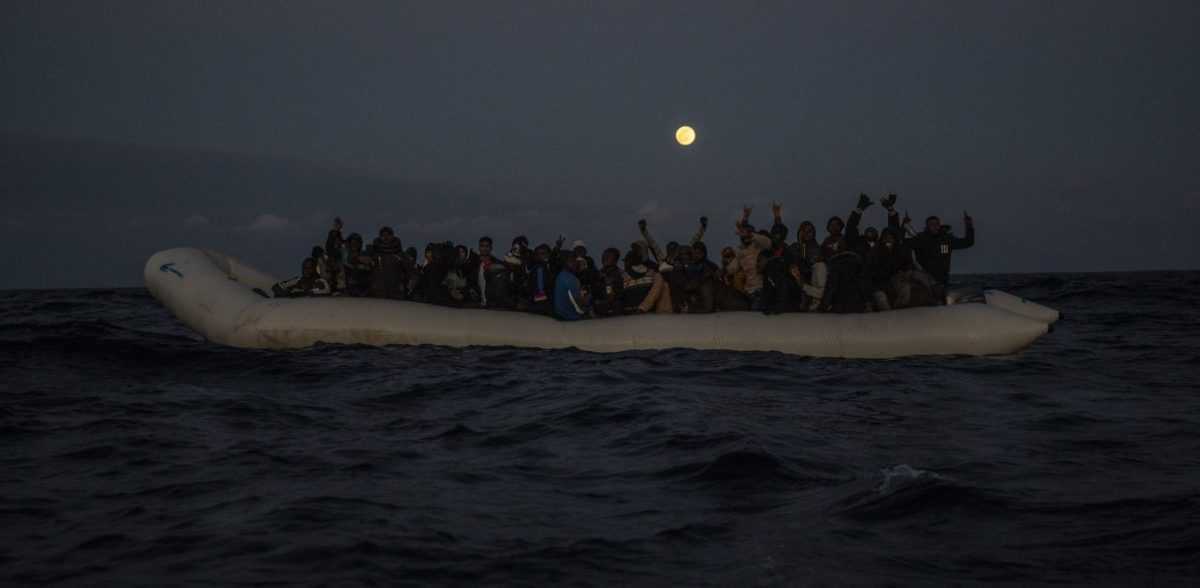 Πάργα: Μπλόκο στην παράνομη μεταφορά 50 μεταναστών από το «όρμο του Οδυσσέα» προς την Ιταλία