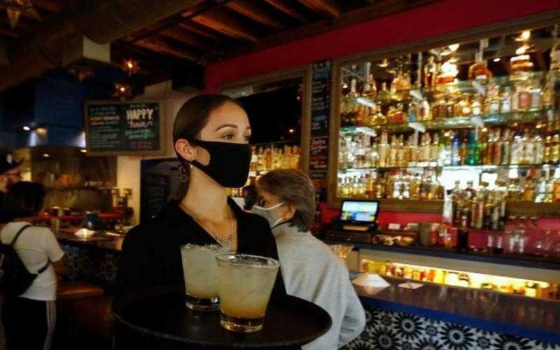 Λουκέτο σε καφέ μπαρ λόγω υπεράριθμων πελατών στα Γιάννενα