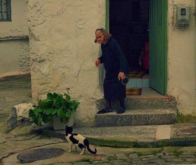 Άδεια τα Θεσπρωτικά χωριά τα Χριστούγεννα από απόδημους, στη μοναξιά τους τα γερόντια…