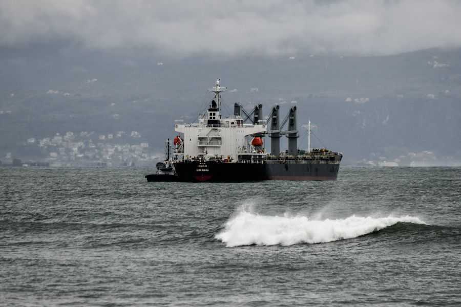Προσάραξη φορτηγού πλοίου με 21 αλλοδαπούς πλήρωμα στην Πρέβεζα