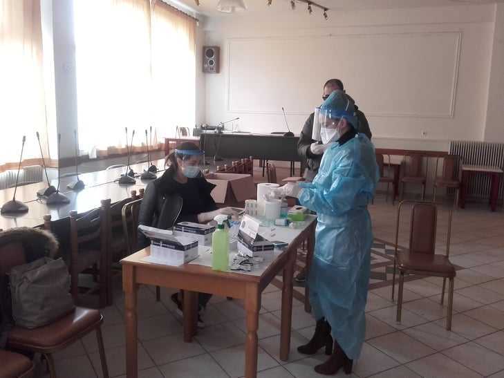 Πραγματοποιήθηκε ο δειγματοληπτικός έλεγχος για τον Covid-19 στο Πέτα Άρτας
